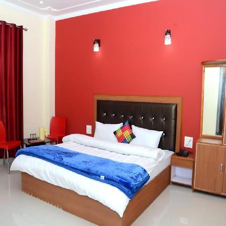 StayApart - Hotel Bagsu Sarovar Dharamshala Exterior foto