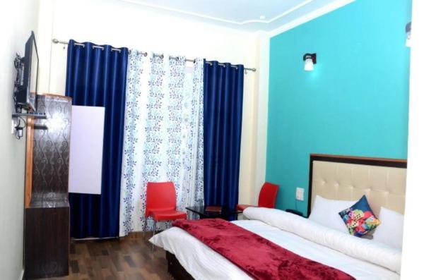StayApart - Hotel Bagsu Sarovar Dharamshala Exterior foto